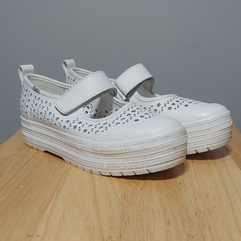 Keds White Platform Mary Jane Perforated Leather Sneakers Size 9